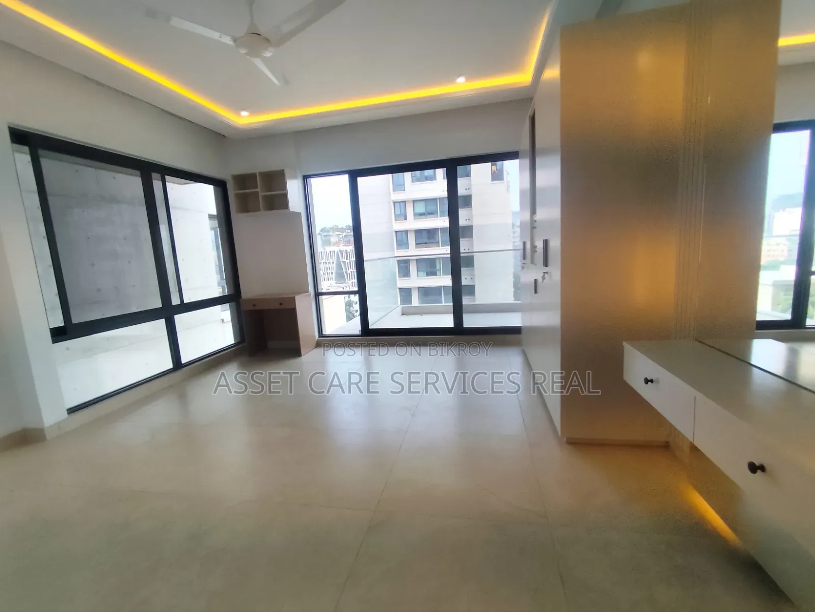 4bdrm Apartment in Gulshan for Rent