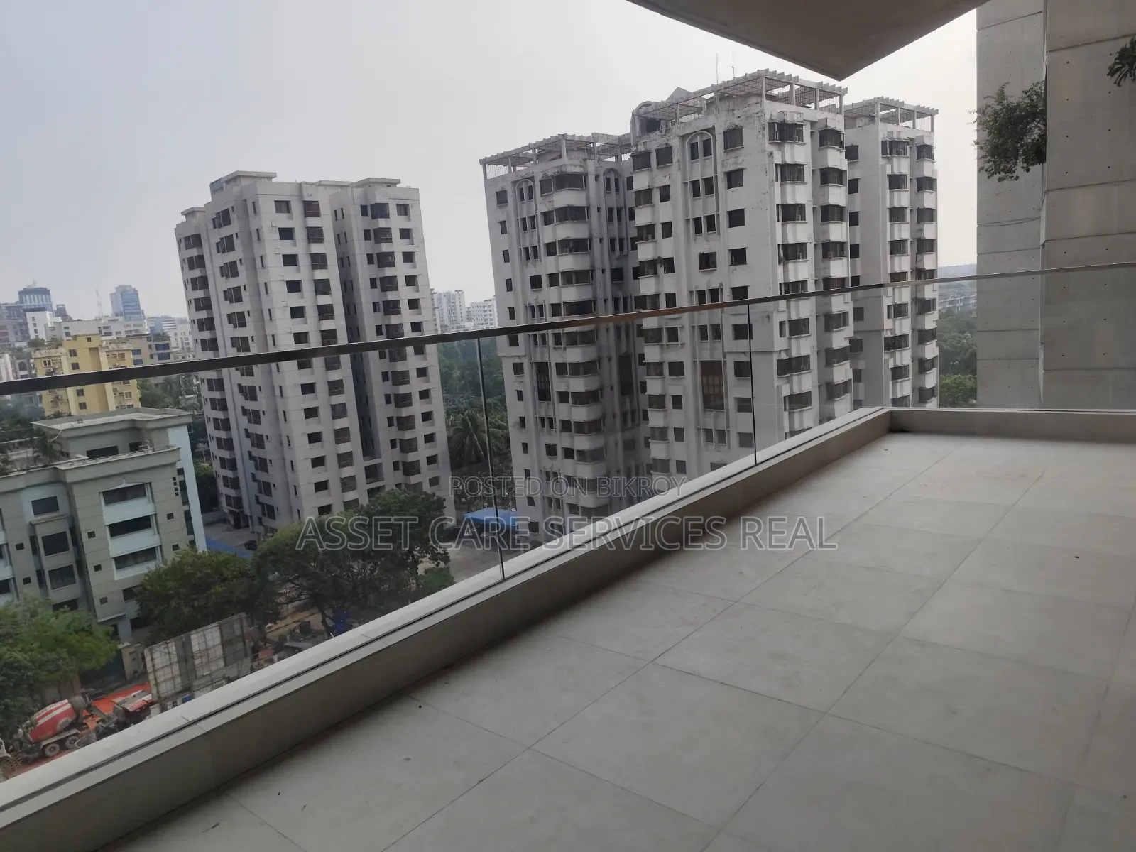 4bdrm Apartment in Gulshan for Rent