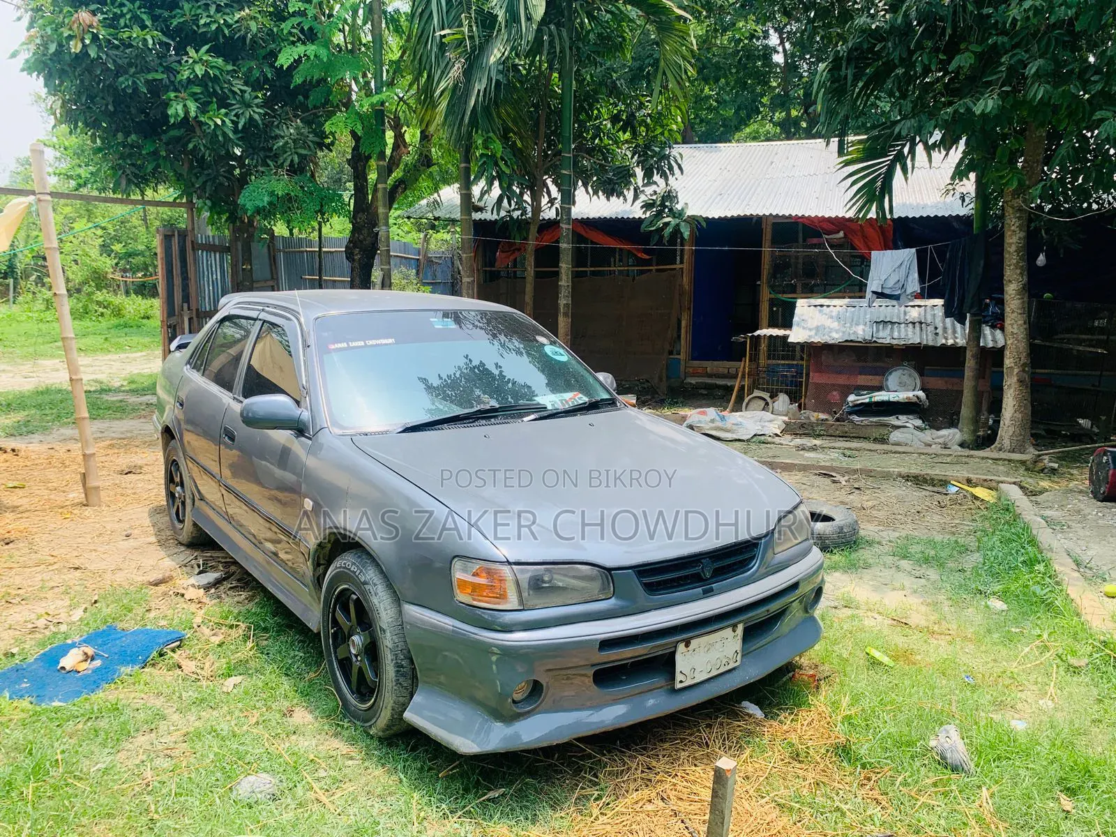 Toyota Corolla 1.3 Sedan 1996 Gray