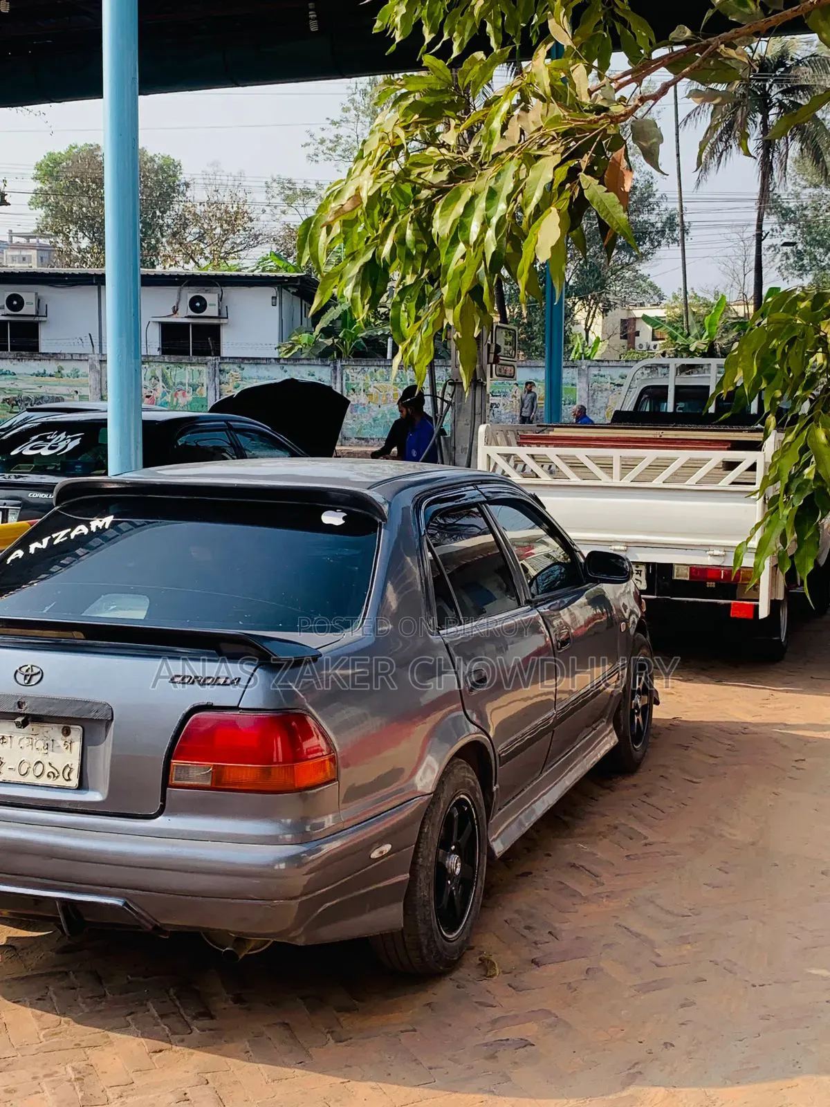 Toyota Corolla 1.3 Sedan 1996 Gray