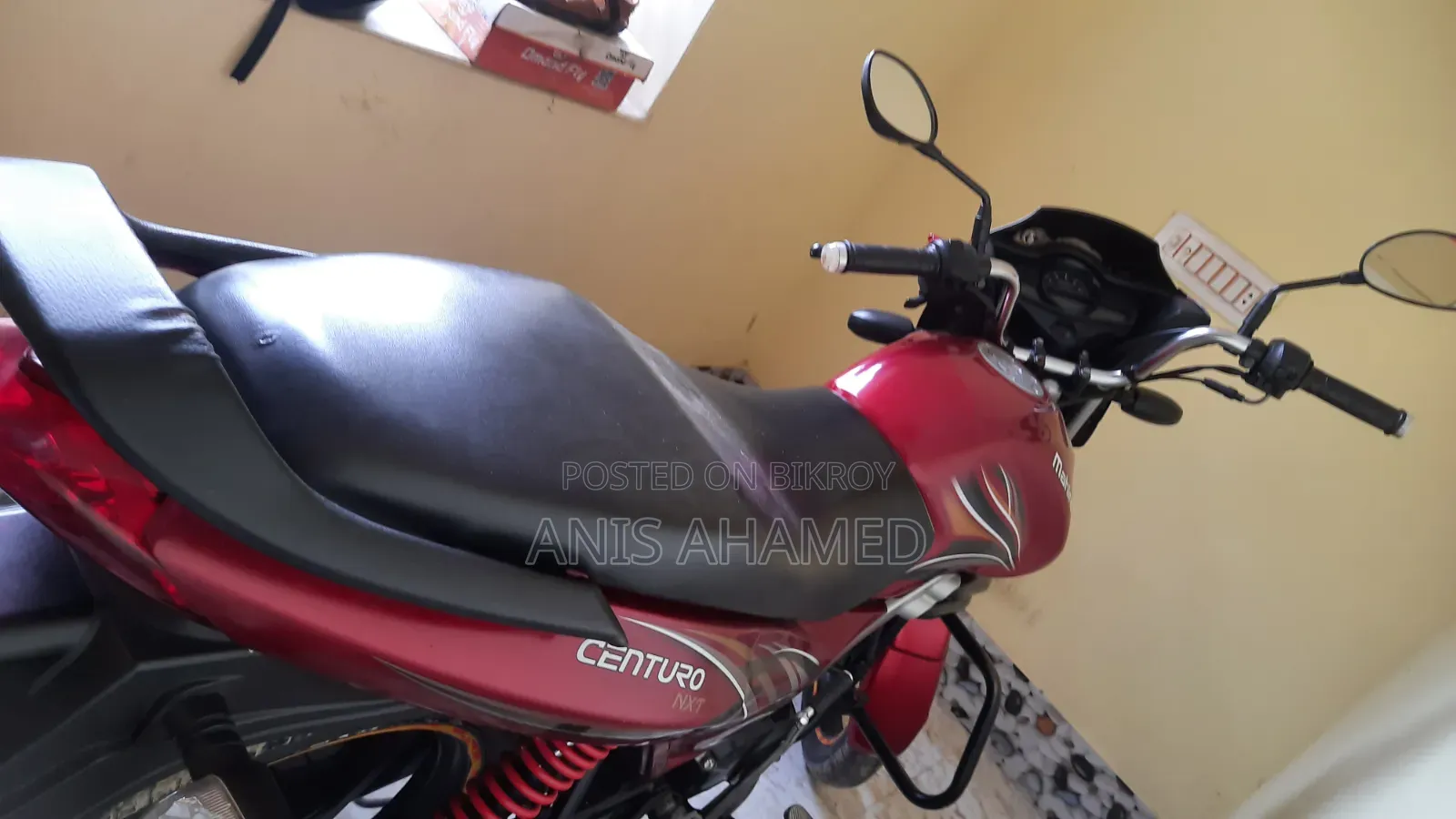 Mahindra Centuro 2018 Red