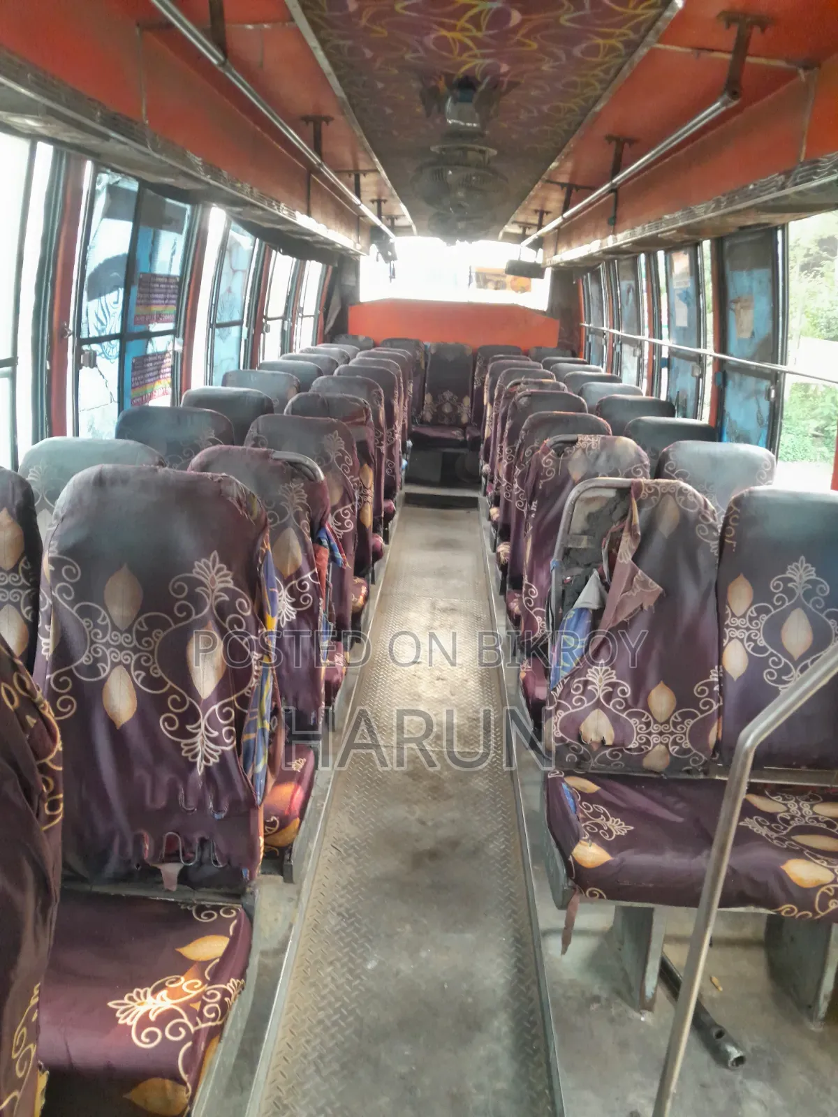 Bus 2017 White