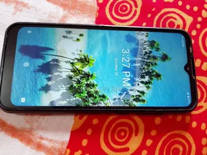 Symphony Z30 32 GB Black