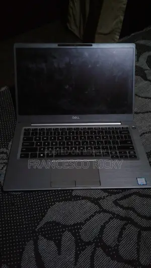Laptop Dell Latitude 7300 16GB Intel Core I7 SSD 512GB