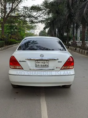 Nissan Sunny 2009 White