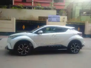 New Toyota C-Hr 2017 Pearl