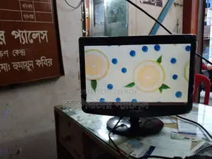 Samsung Wide Monitor 100% Fresh