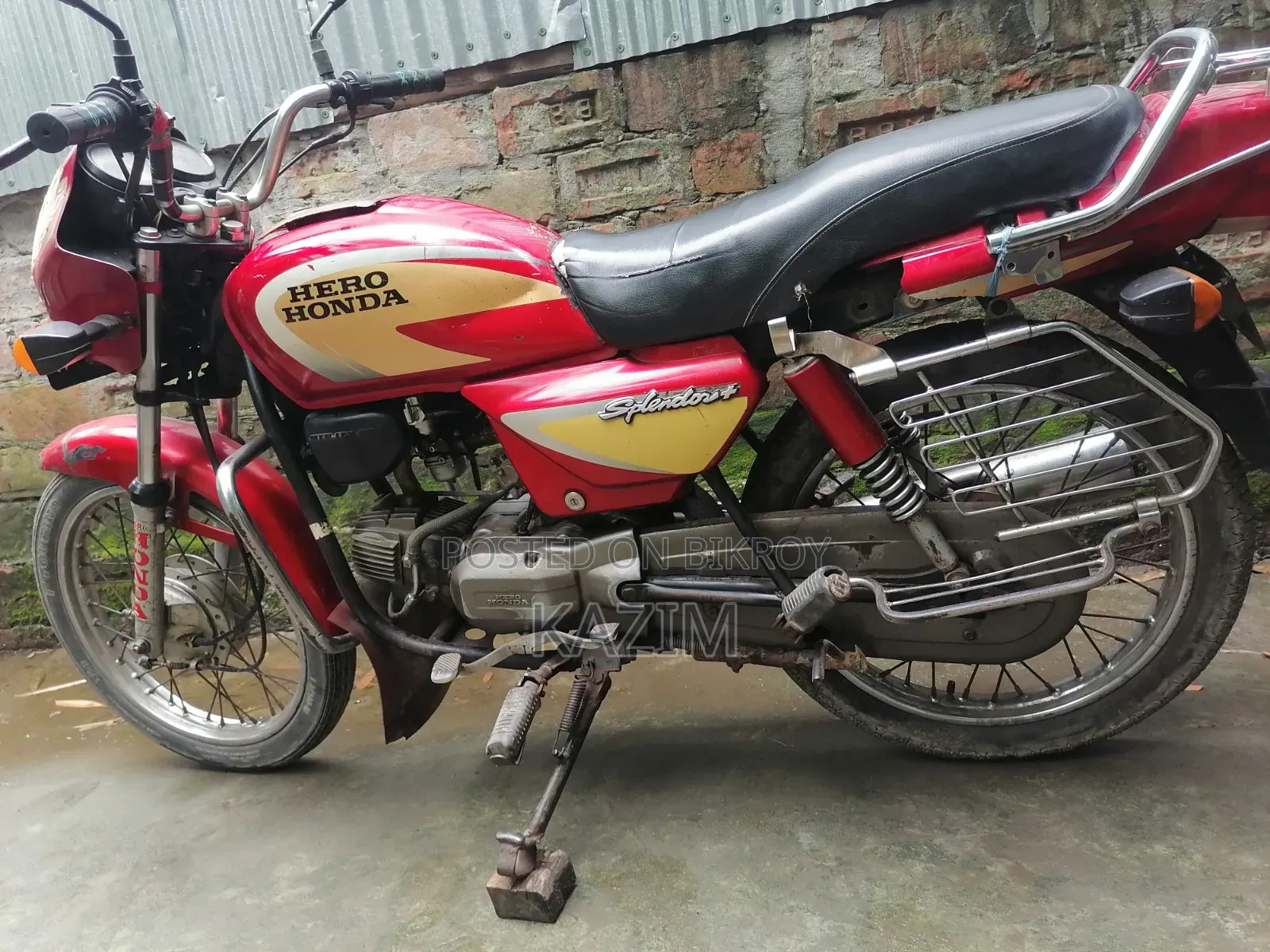হিরো স্প্লেন্ডার প্লাস ২০১০ লাল