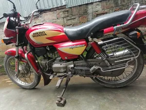 হিরো স্প্লেন্ডার প্লাস ২০১০ লাল
