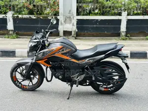 Honda Hornet 2020 Orange
