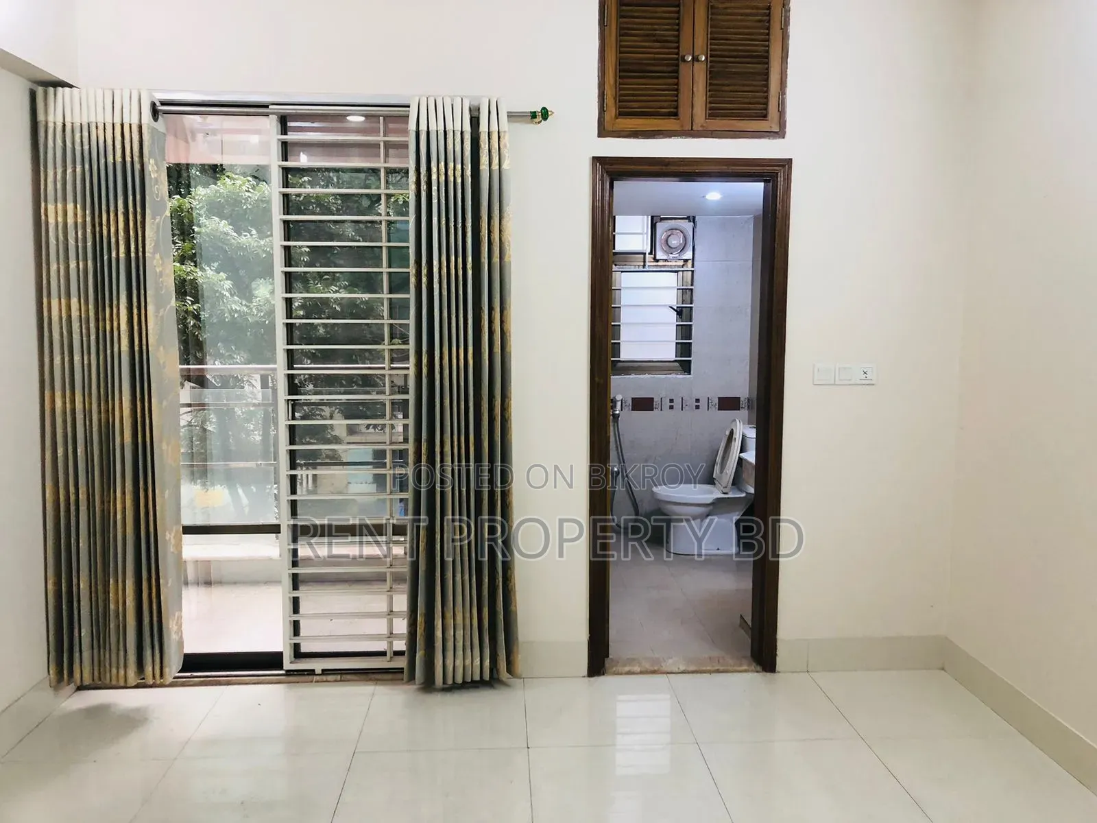 গুলশানের সুবাস্তুতে ৪ বেডরুমের ফ্ল্যাট ভাড়ার জন্য
