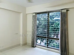 গুলশানের সুবাস্তুতে ৪ বেডরুমের ফ্ল্যাট ভাড়ার জন্য