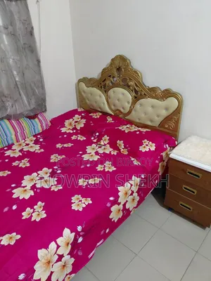 Royal Bed in Luxury Leather