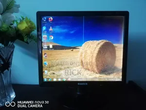 Desktop Computer 4GB HDD 512GB