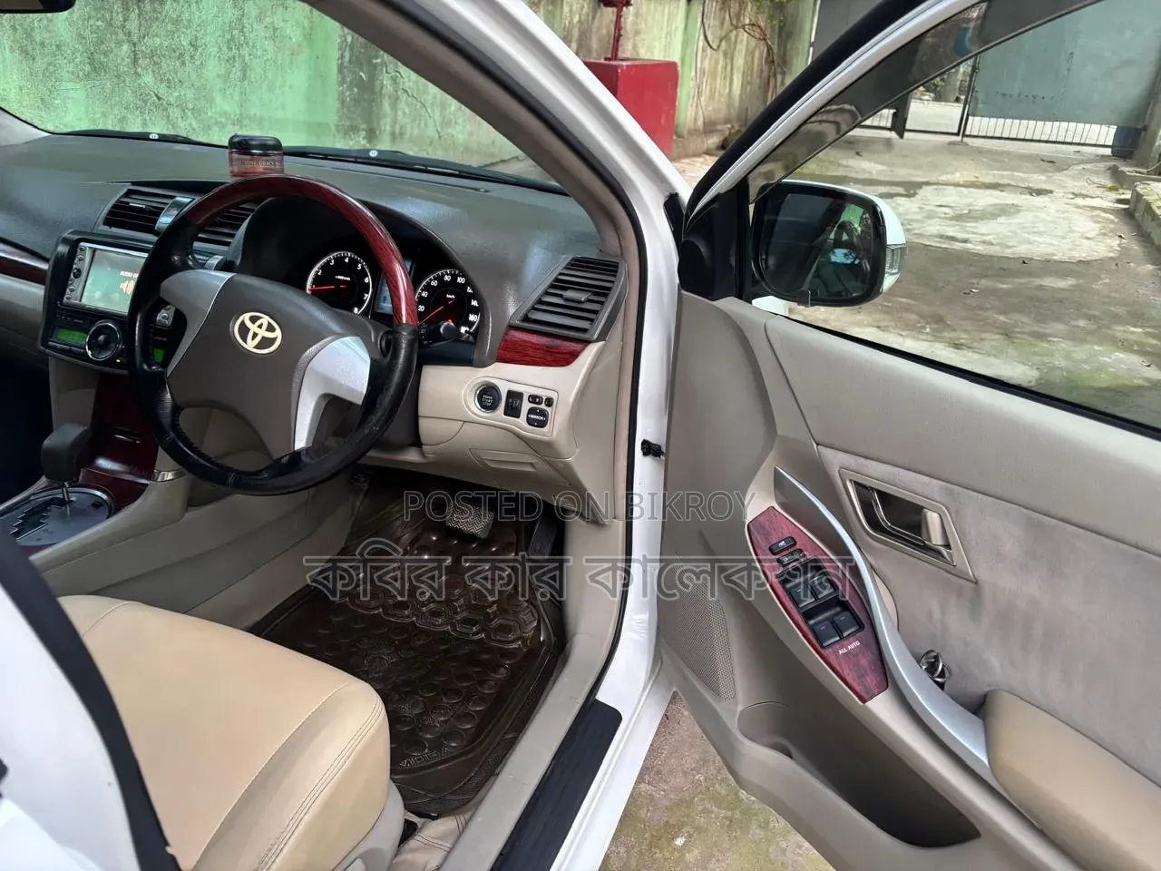 Toyota Premio 2009 White