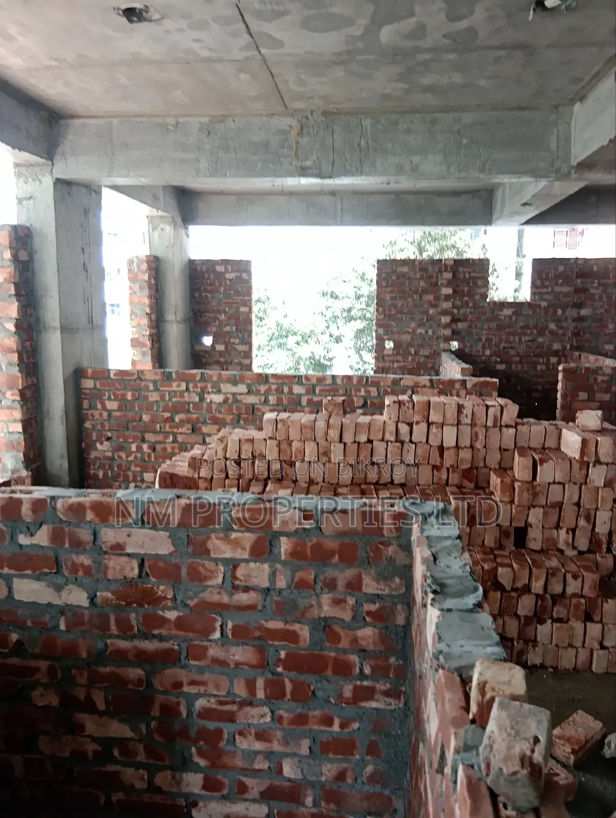 4bdrm Apartment In Mirpur For Sale