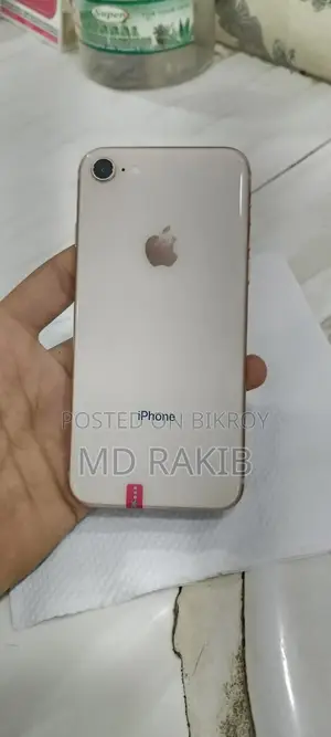 Apple iPhone 8 64 GB Gold