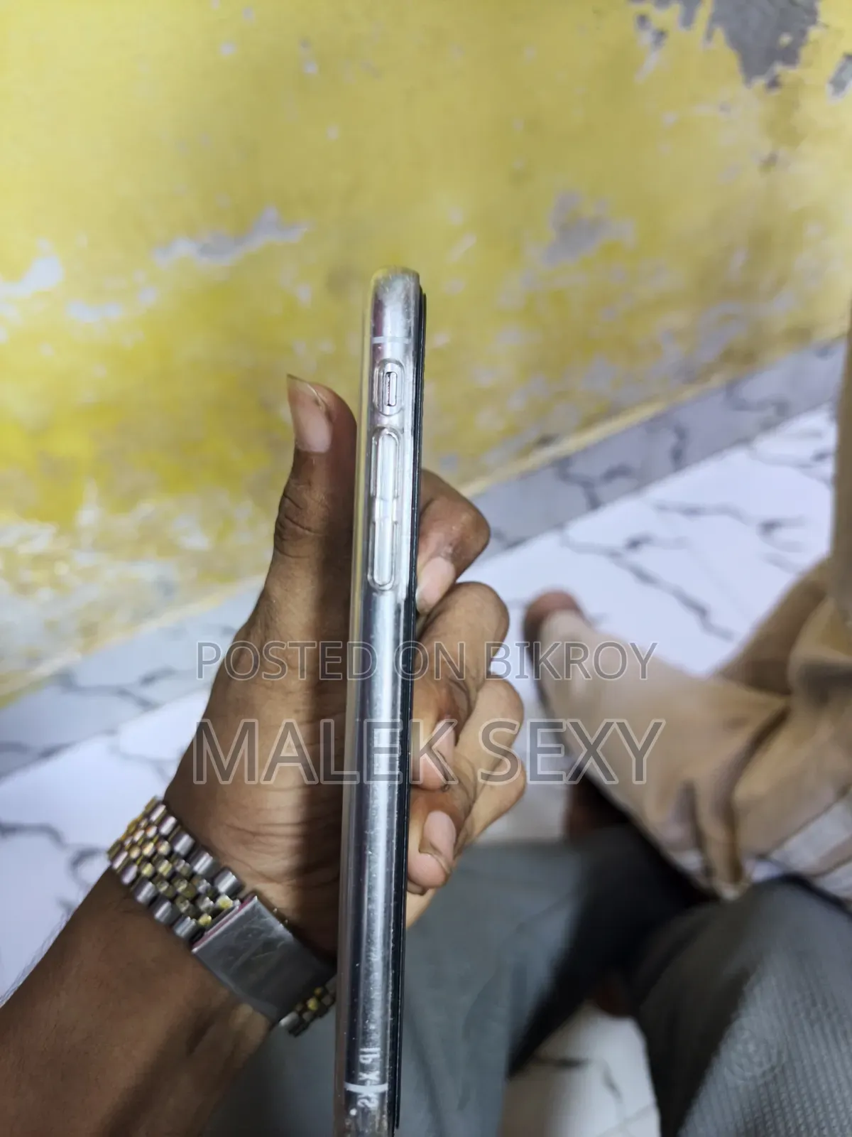 Apple iPhone X 64 GB White