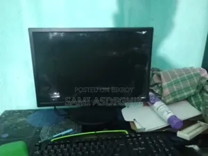 Desktop Computer 8GB Intel Core I3 SSD 140GB