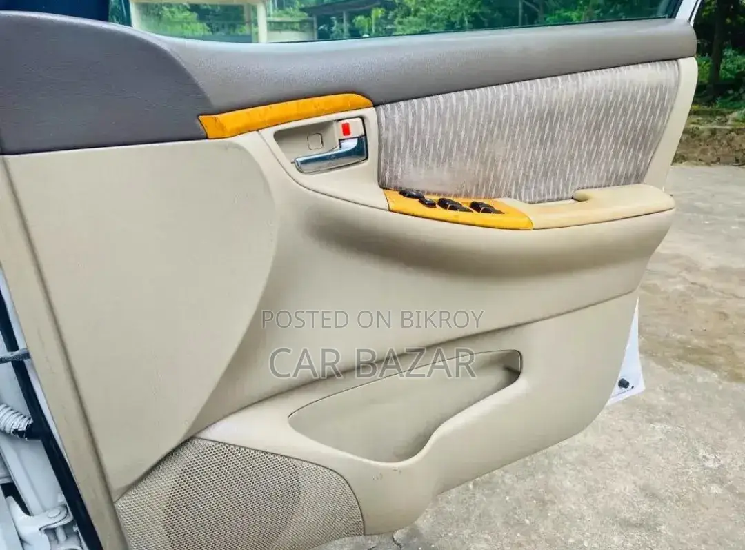Toyota Corolla 2005 White