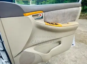 Toyota Corolla 2005 White