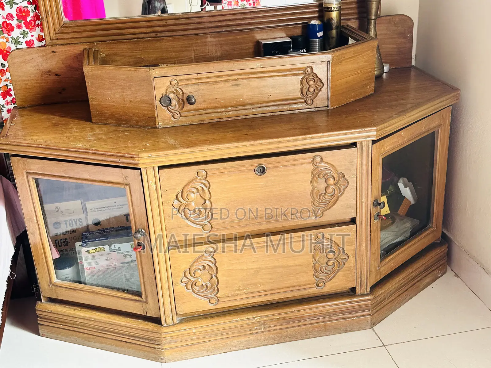 Original Shegun Kather Dressing Table