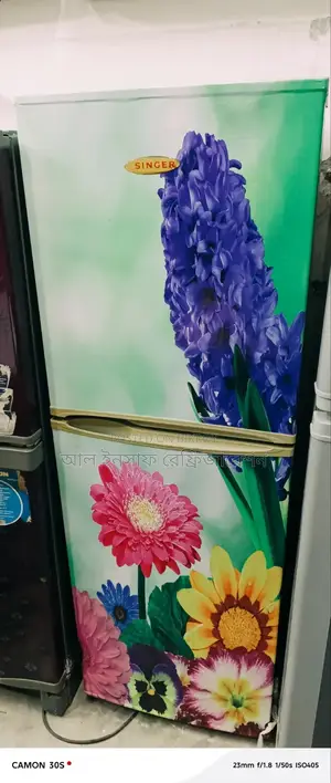 একটা সিঙ্গার ফ্রিজ বিক্রি করা হবে