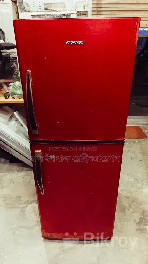 একটি সাড়ে ১২ সেফটি ফ্রিজ বিক্রি করা হবে