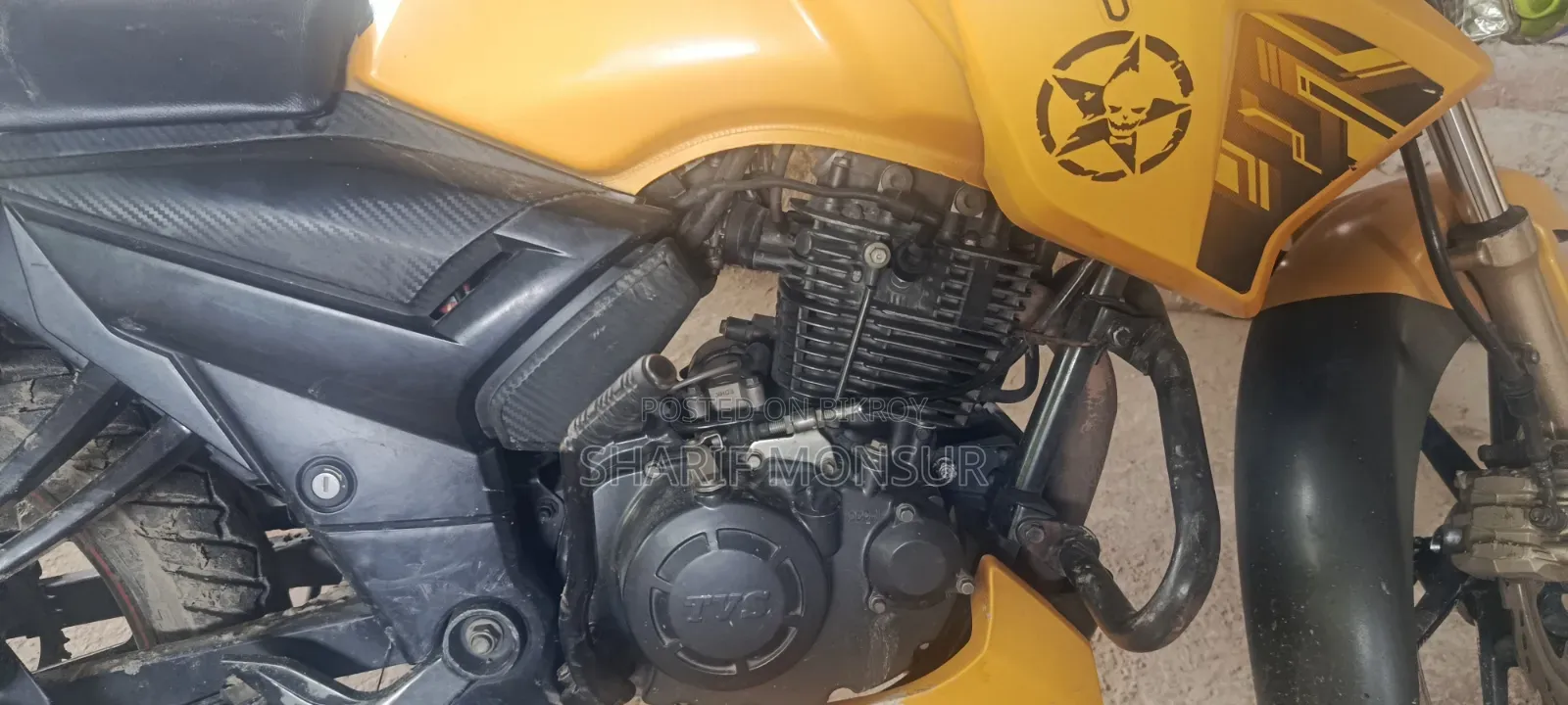 TVS Apache RTR 160 2v Refresh X-Connect 2018 Yellow