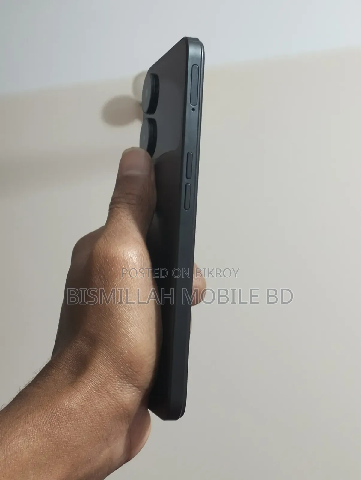Realme V30 128 GB Black