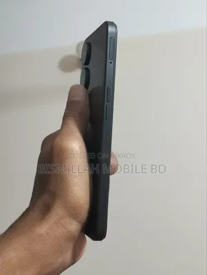 Realme V30 128 GB Black