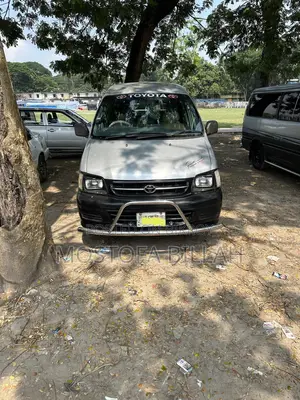 Toyota Noah 2001 Silver