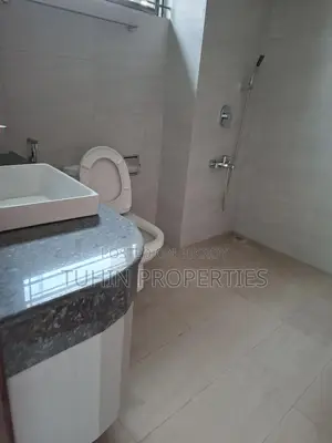 4bdrm Apartment in Gulshan for Sale