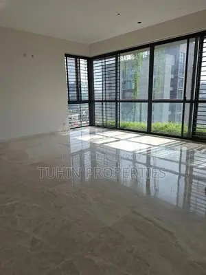 4bdrm Apartment in Gulshan for Sale
