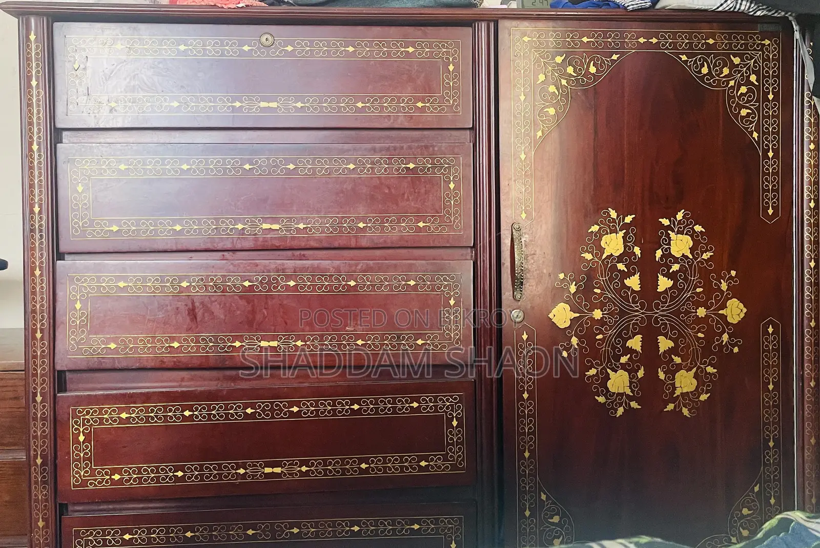 Wardrobe(Akter Furniture)