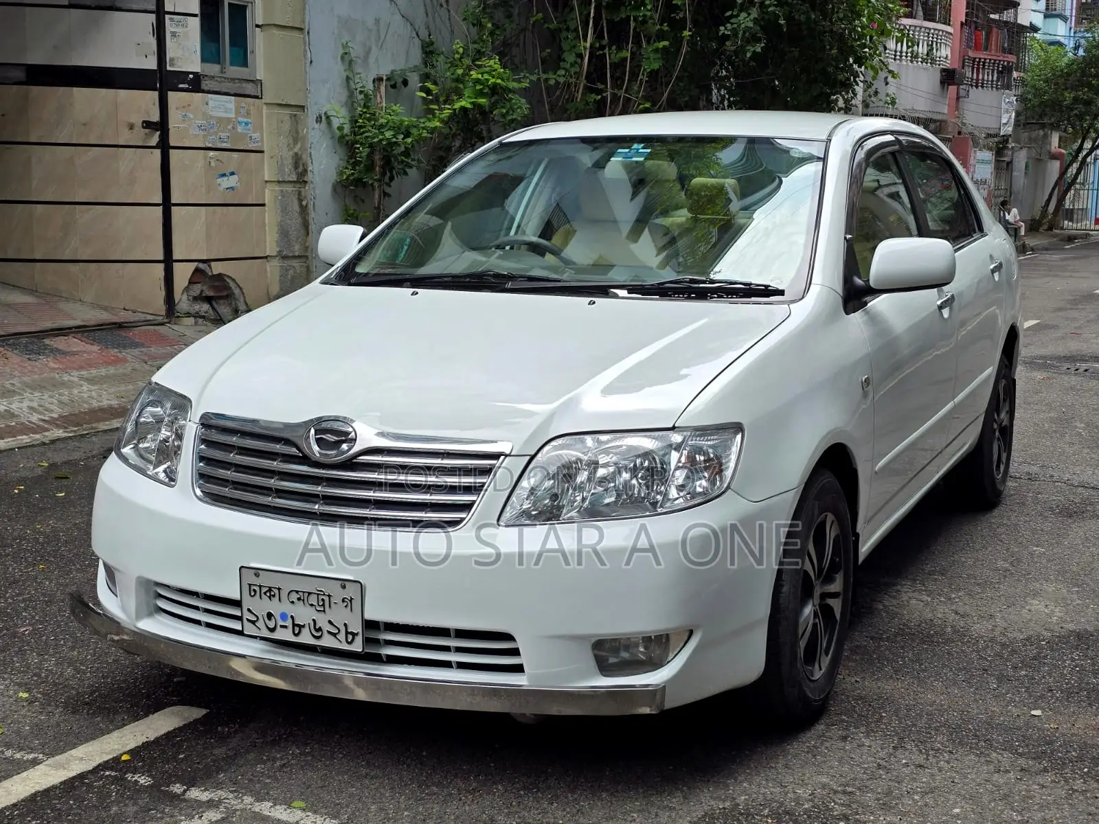 Toyota Corolla 2005 White
