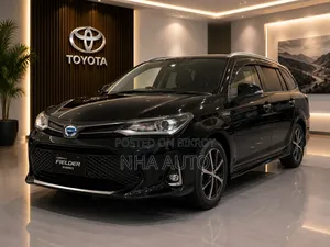 Toyota Corolla Fielder 1.5 Hybrid FWD 2021 Black