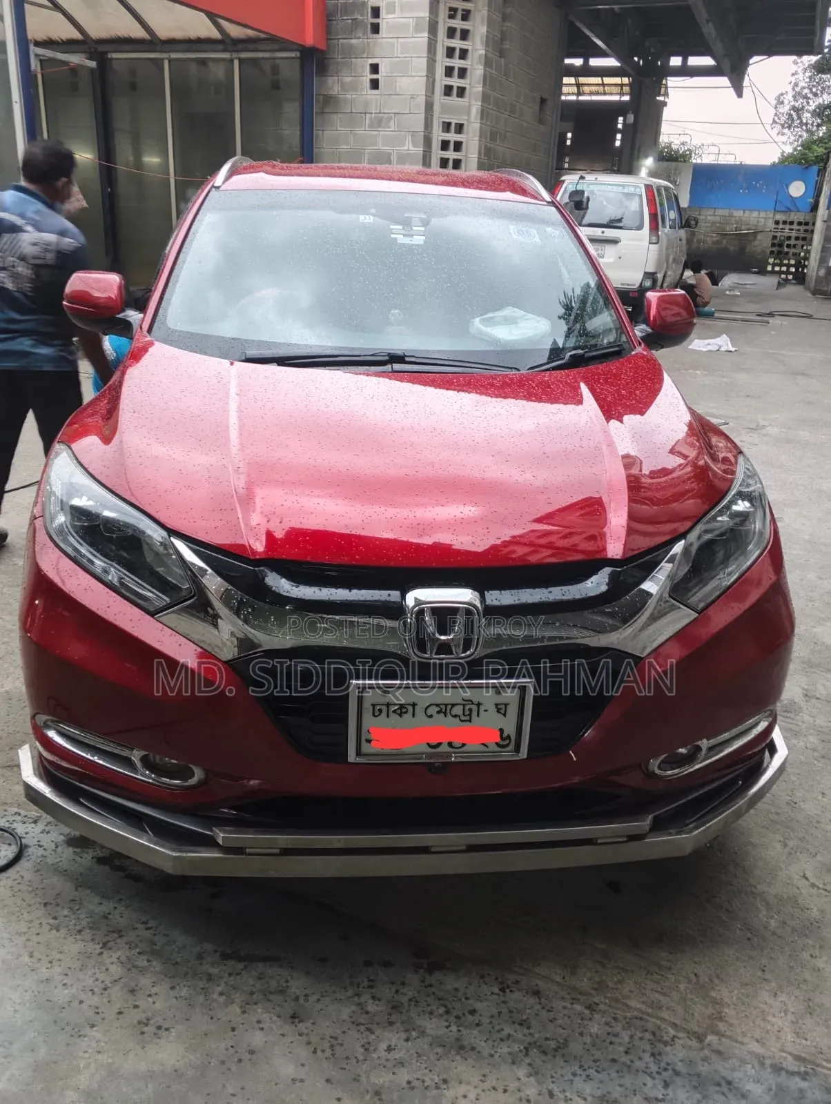 Honda Vezel 1.5 Hybrid 2WD 2015 Red
