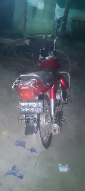 Hero Dawn 100 2002 Red