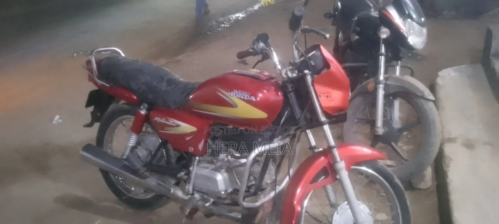 Hero Dawn 100 2002 Red