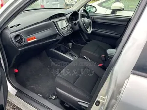 Toyota Axio 2021 Silver