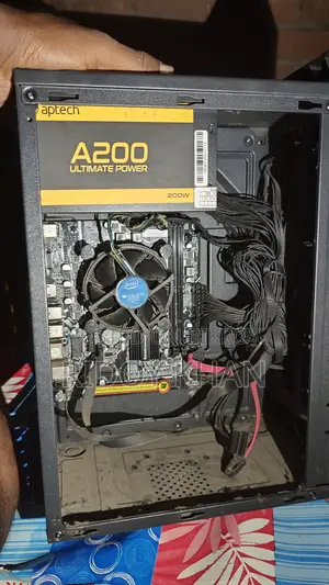 Desktop Computer MSI Model 8GB Intel Core I5 SSD 256GB