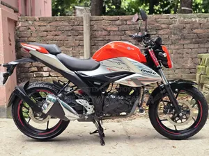 Suzuki Gixxer Fi ABS 2024 Orange