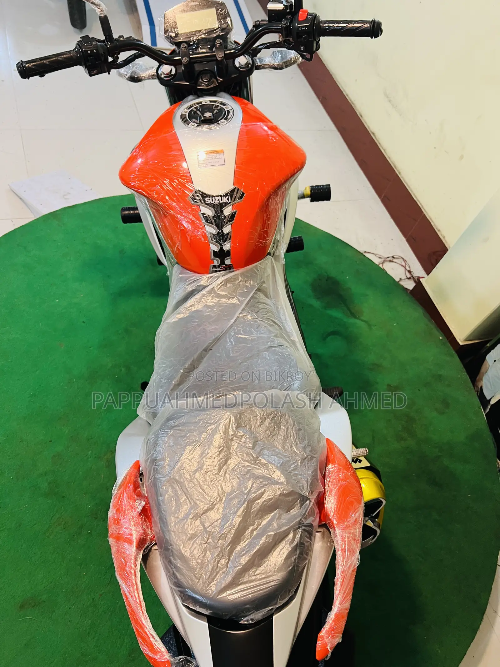 New Suzuki Gixxer SF FI 2024 Orange