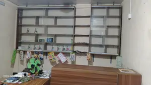 দোকানের ফার্নিচার।