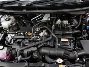 Toyota Yaris Cross 1.5 Hybrid FWD 2021 পার্ল