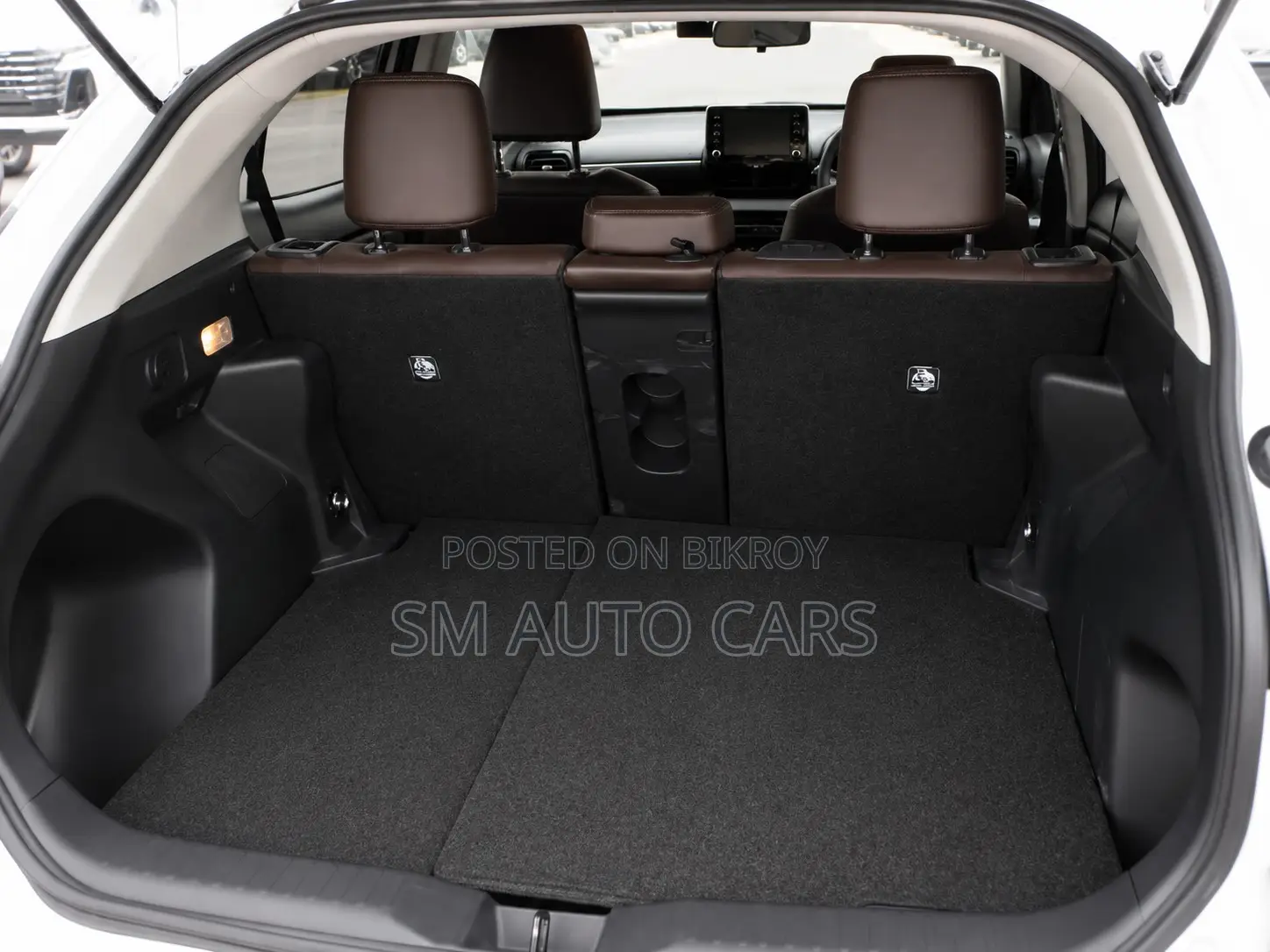Toyota Yaris Cross 1.5 Hybrid FWD 2021 পার্ল