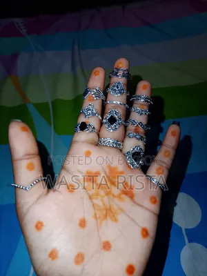 Fingers Ring