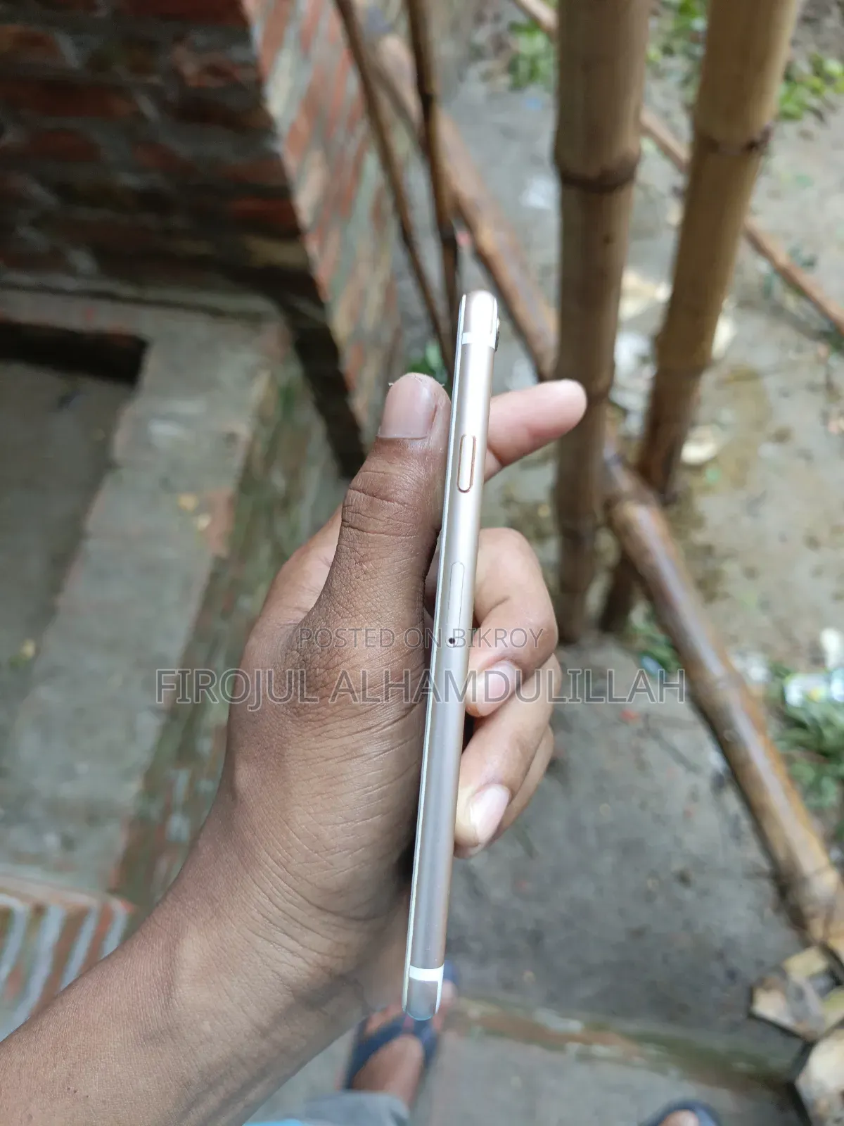 Apple iPhone 6s 64 GB