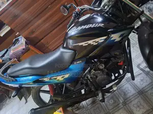 হিরো গ্ল্যামার ২০২৩ গ্রিন